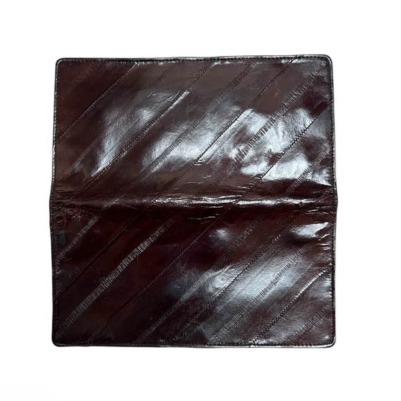 Genuine Eel Skin Made in Korea Wallet - Picture 3 of 5